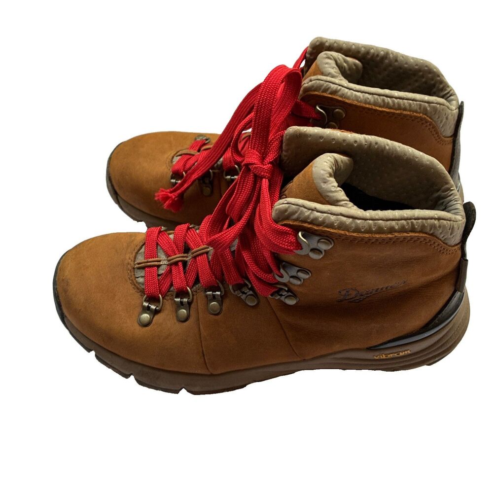 Danner Womens Leather Mountain 600 4’5 Rich Brown Size 7 Hiking Boots